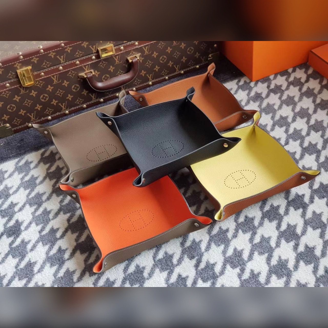 Hermès home
