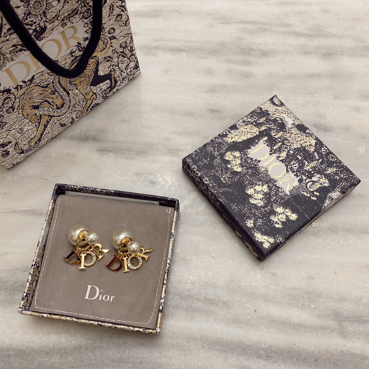 Christian Dior accessories