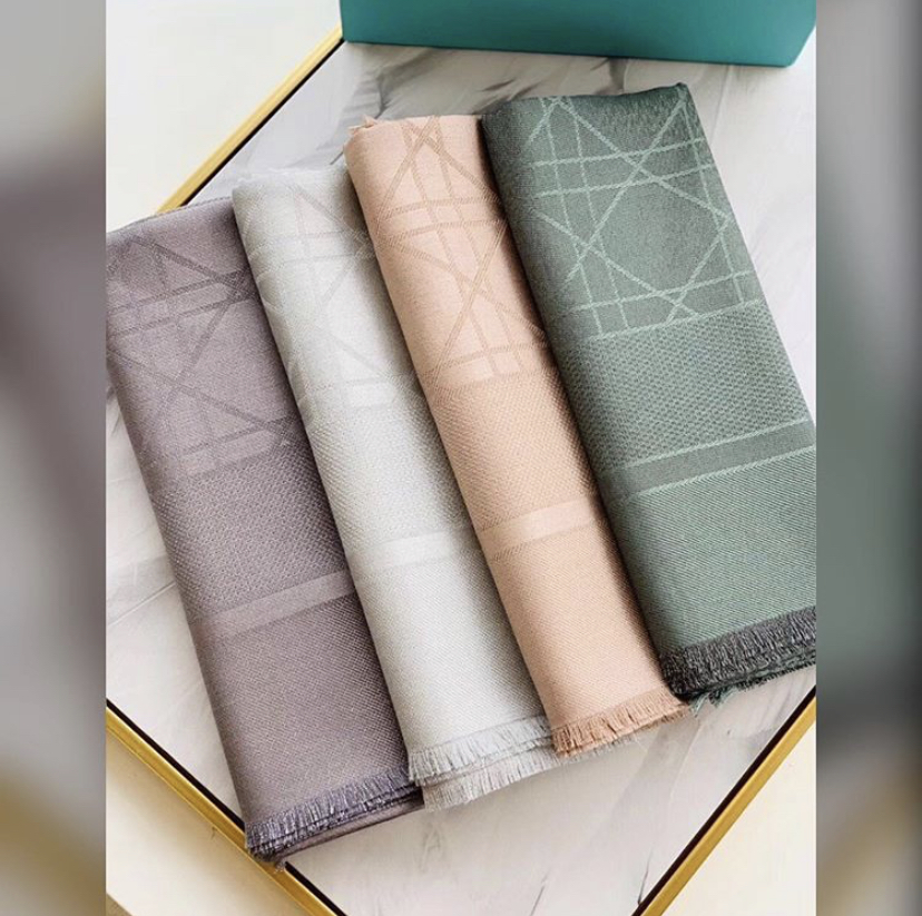 Christian Dior stole