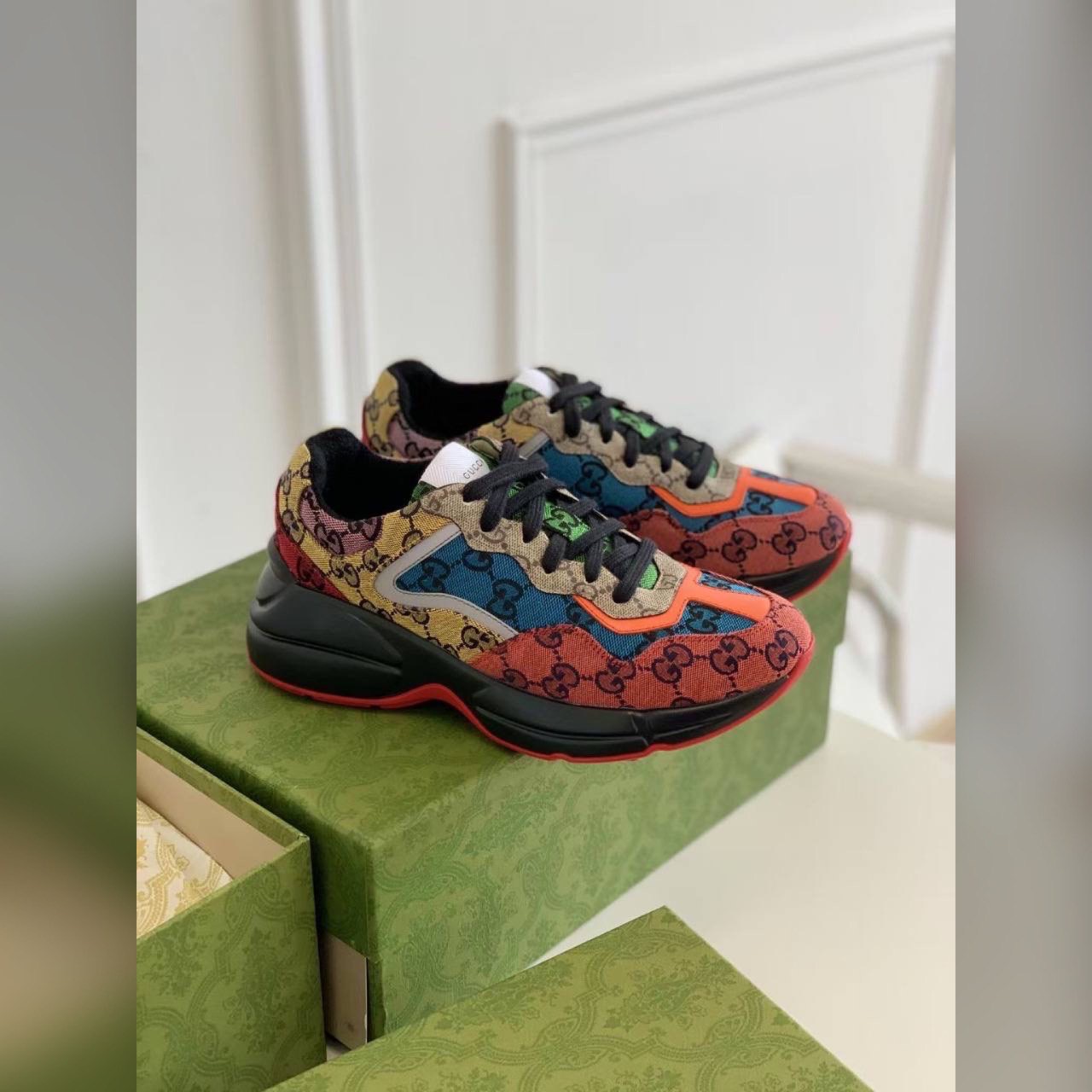 Gucci shoes