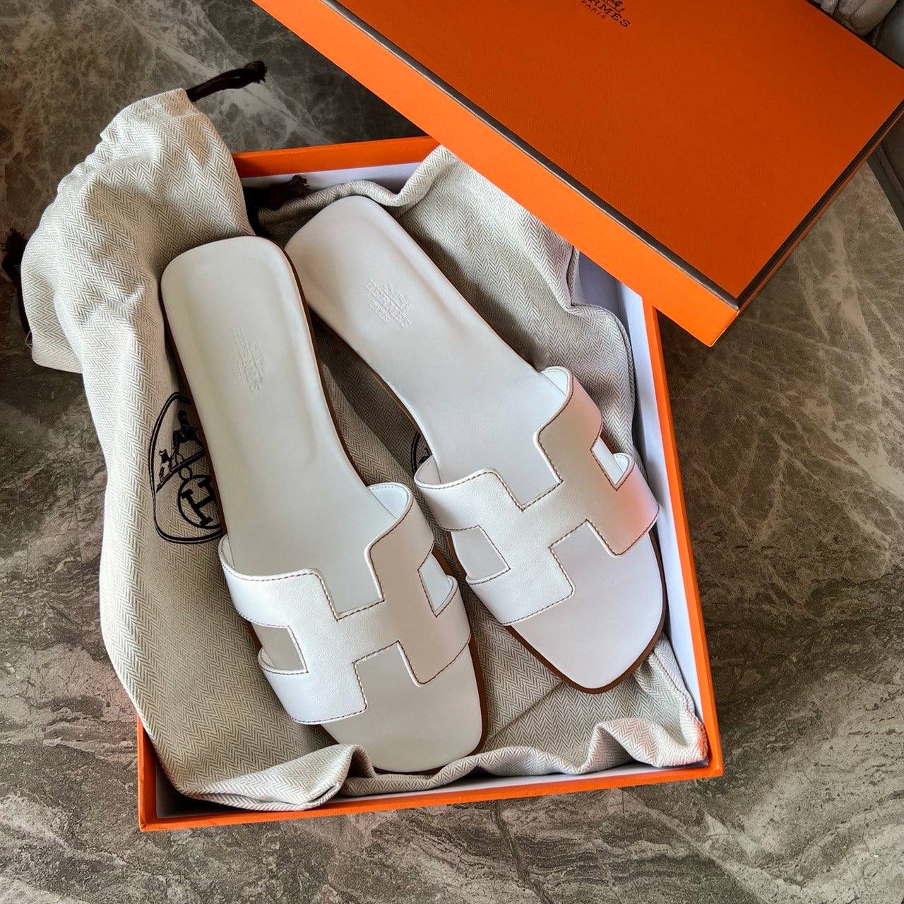 Hermès shoes
