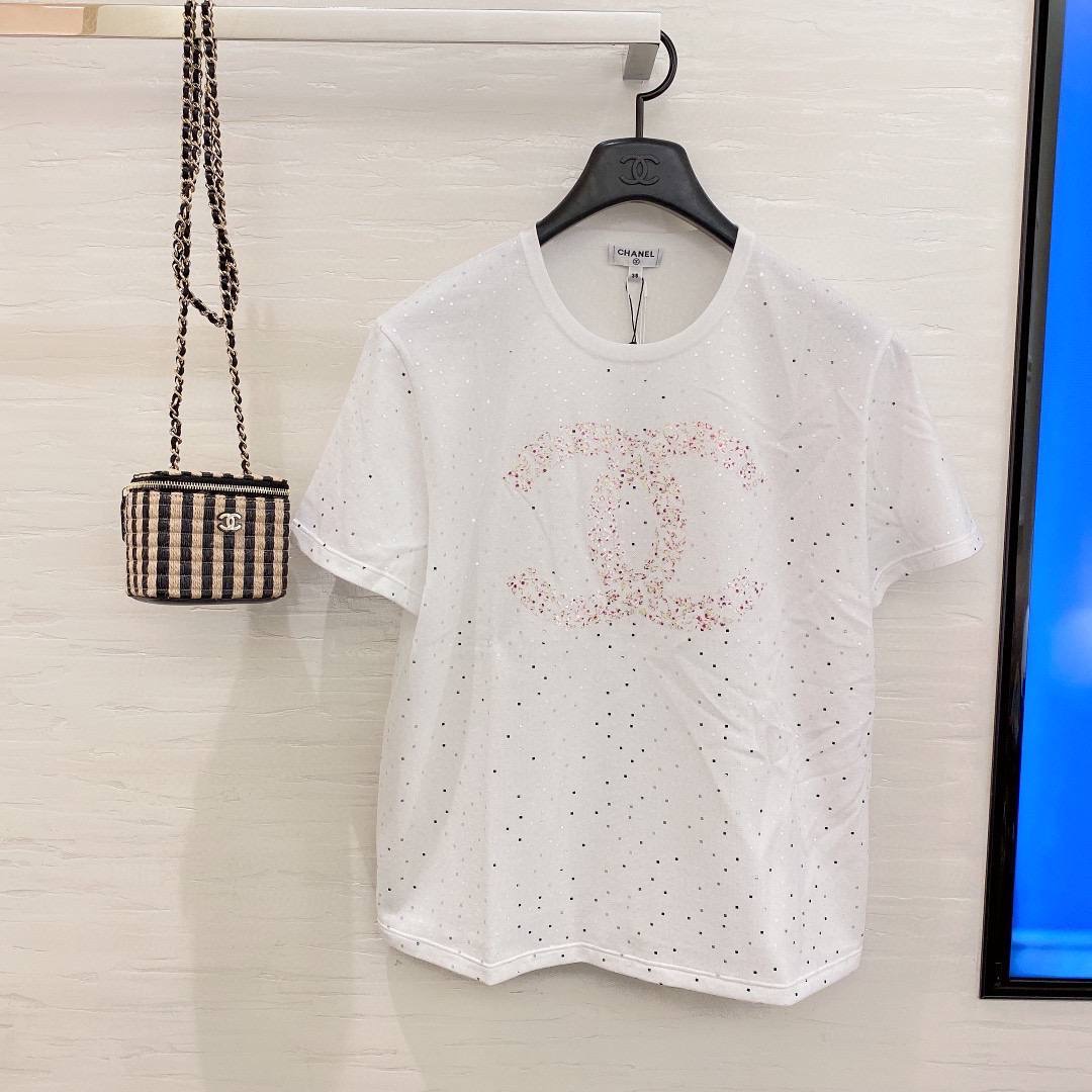 Chanel wear