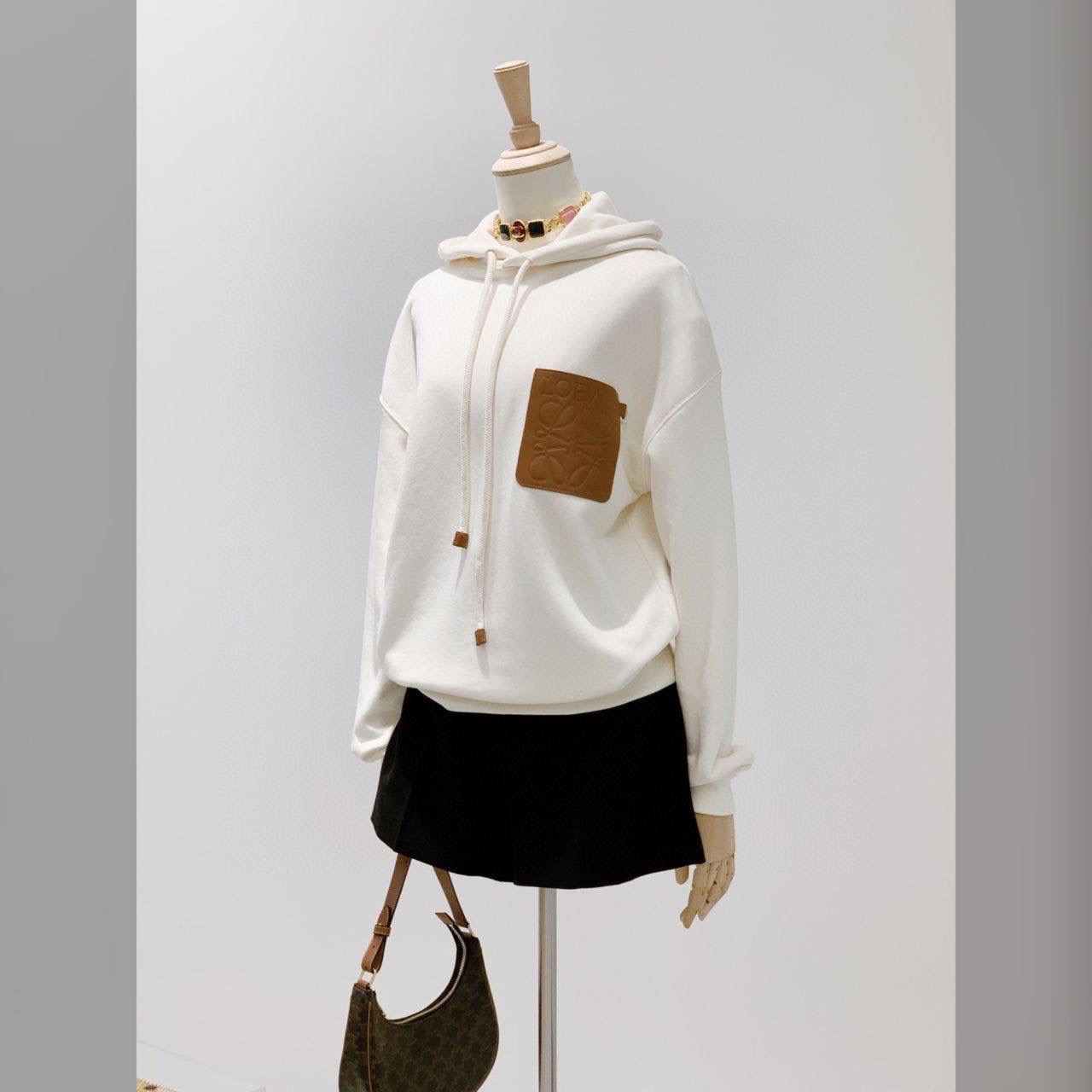 Loewe wear