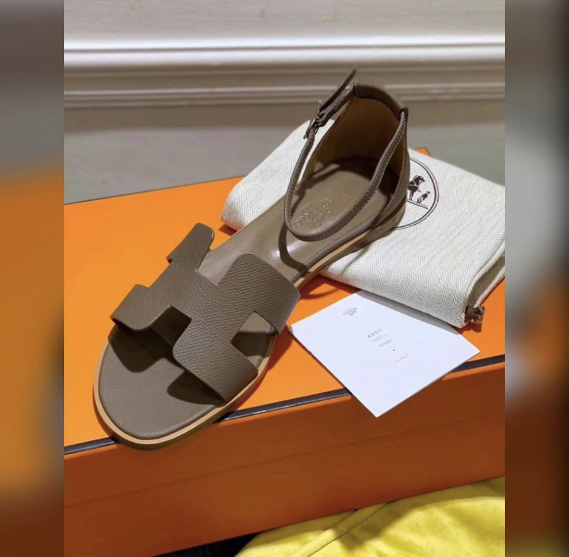 Hermès shoes