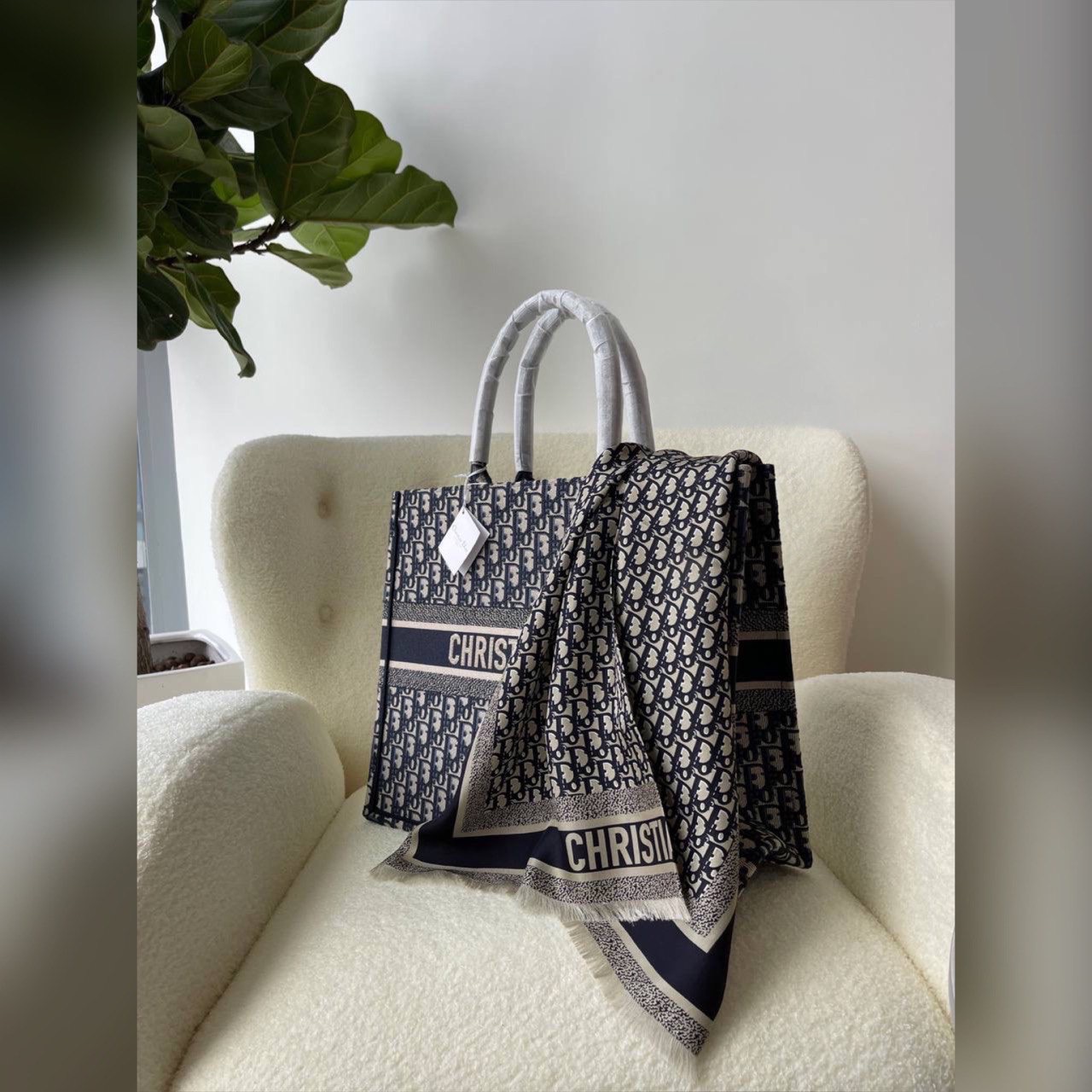 Christian Dior accessories