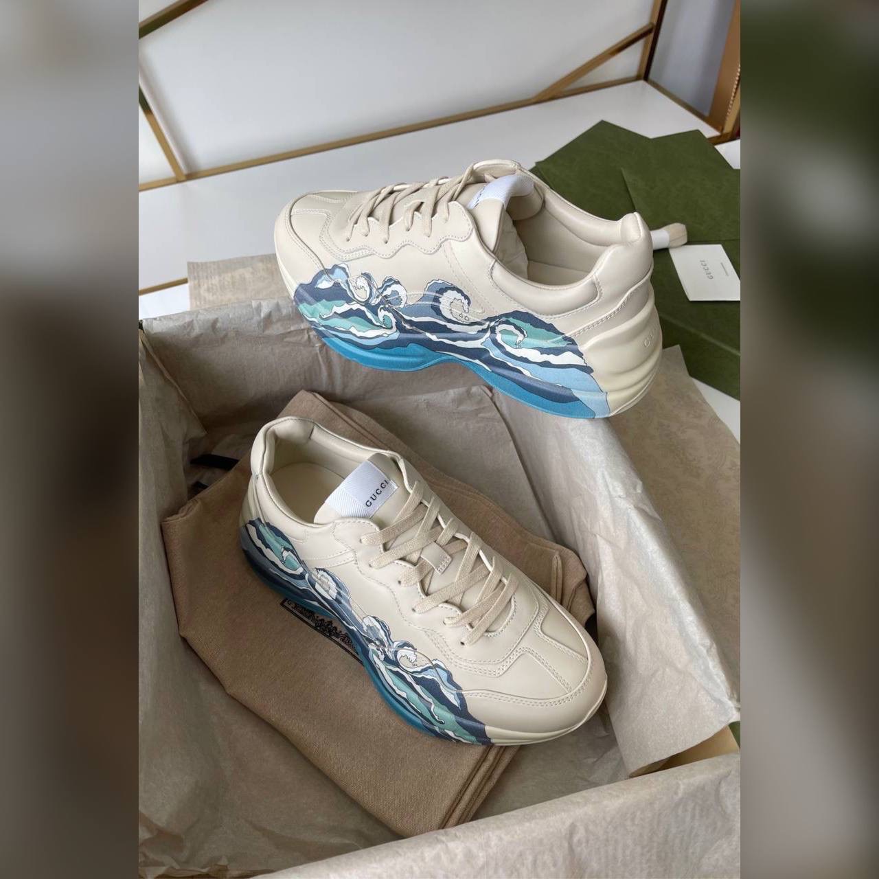 Gucci shoes