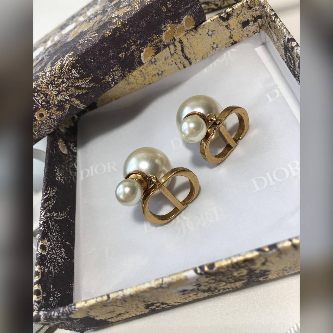 Christiаn Diоr accessories