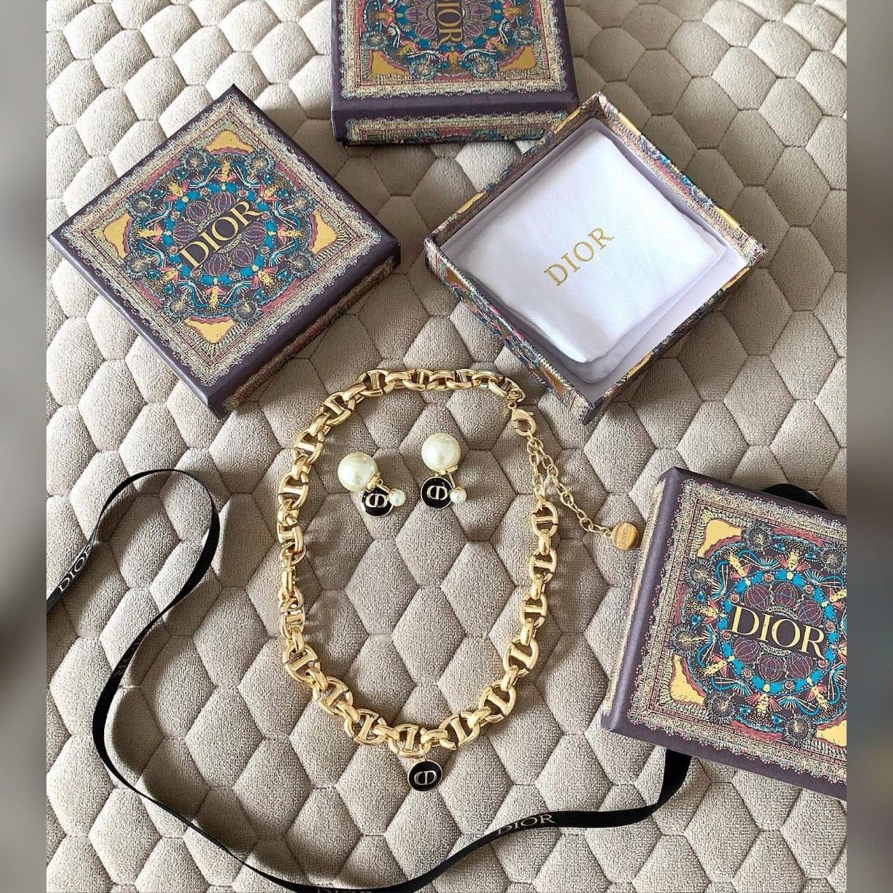 Christian Dior accessories