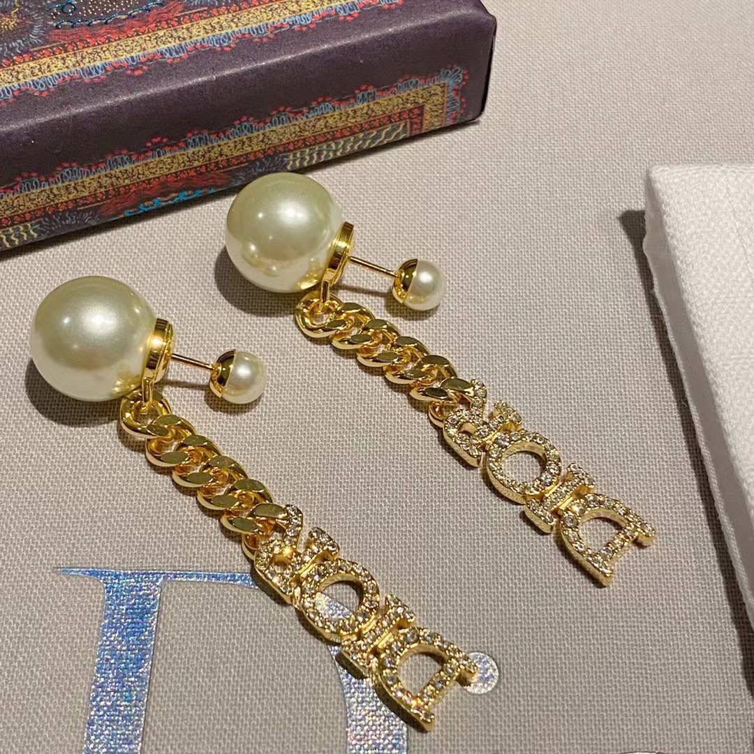 Christian Dior accessories