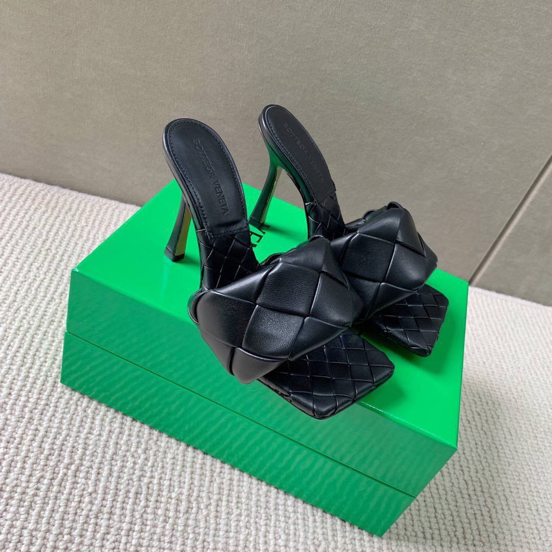 Bottega Veneta shoes