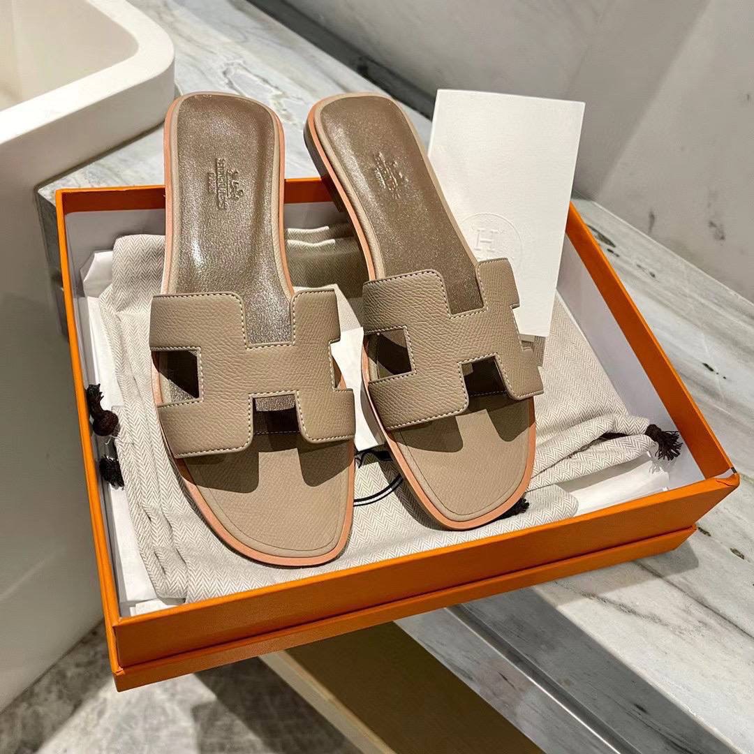 Hermès shoes