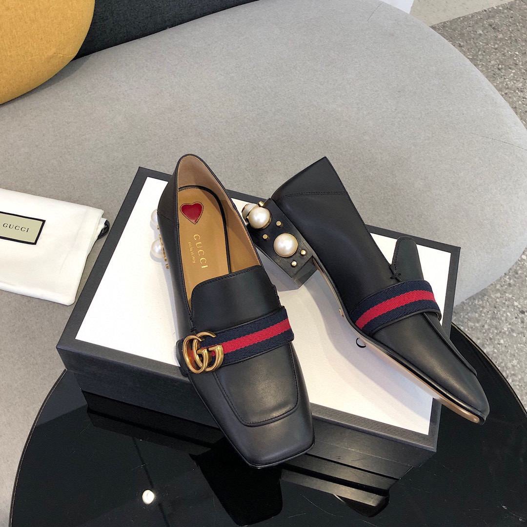Gucci shoes