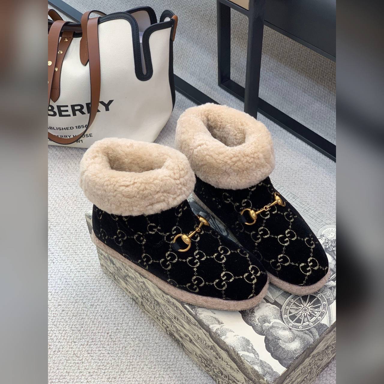 Gucci shoes