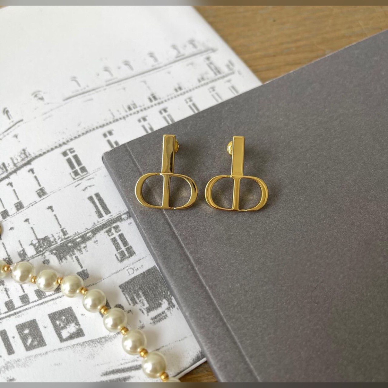 Christian Dior accessories