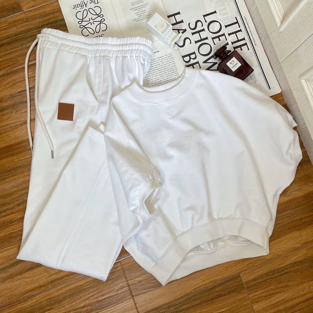 Loewe wear