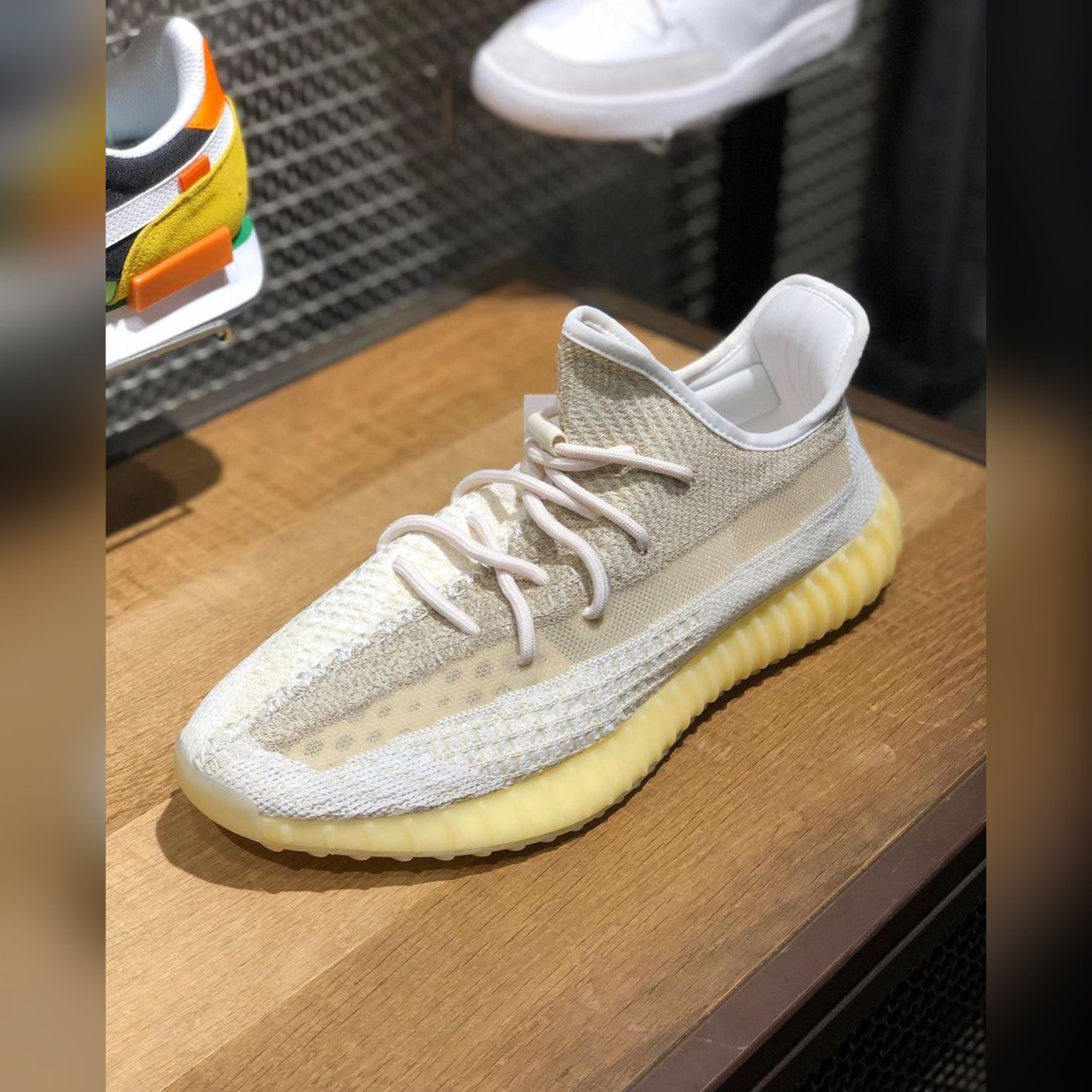 Yeezy Boost 350 V2 shoes