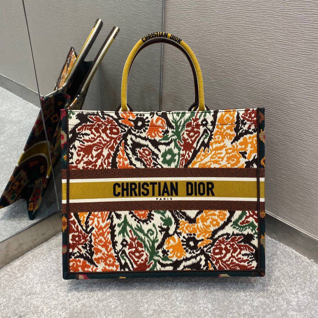 Christian Dior bag