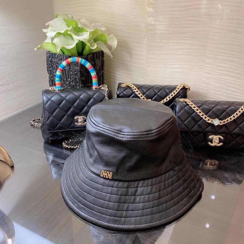 Christian Dior accessories