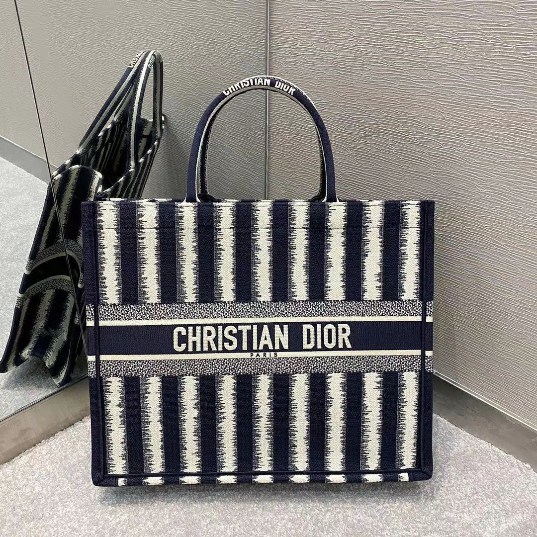 Christian Dior bag