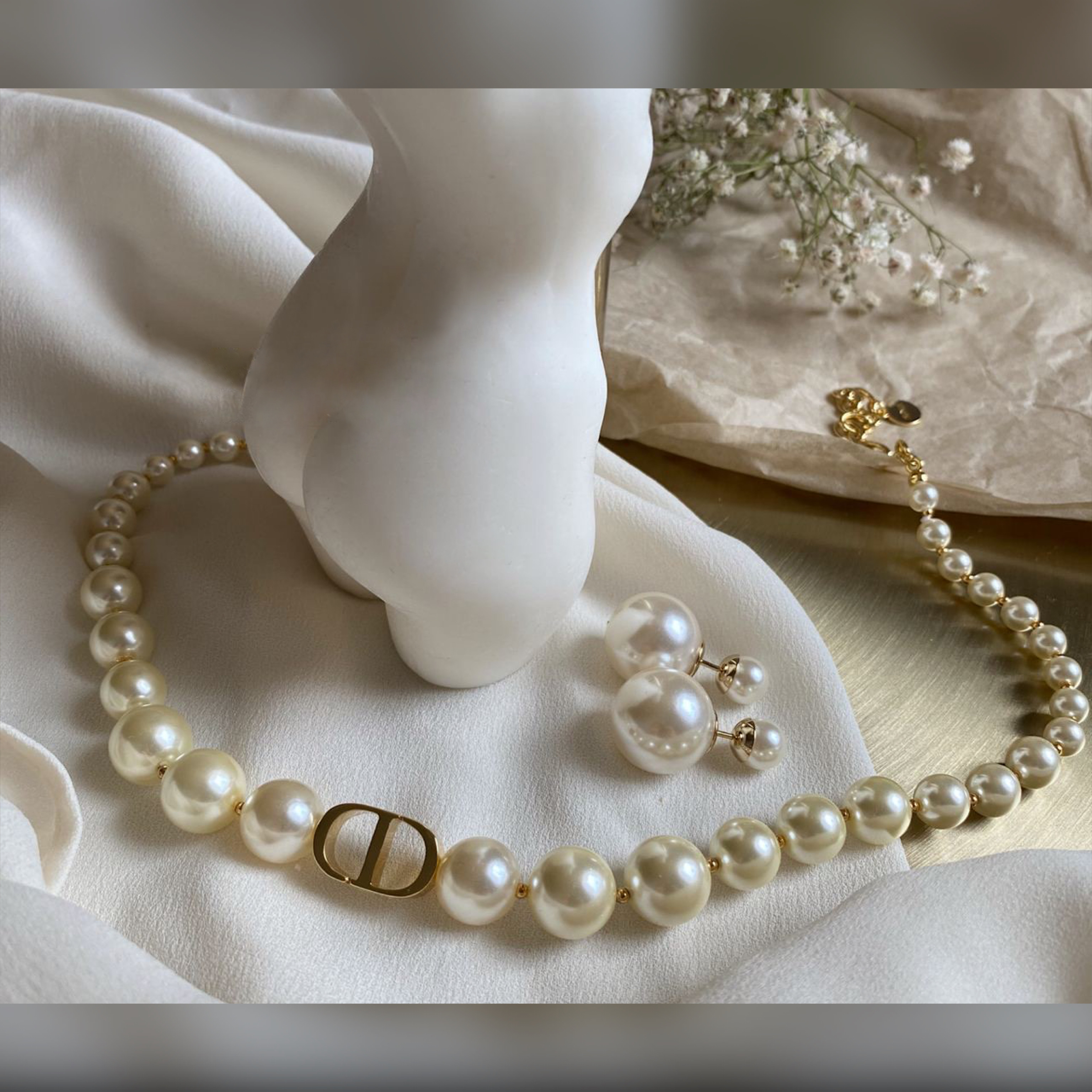 Christian Dior accessories