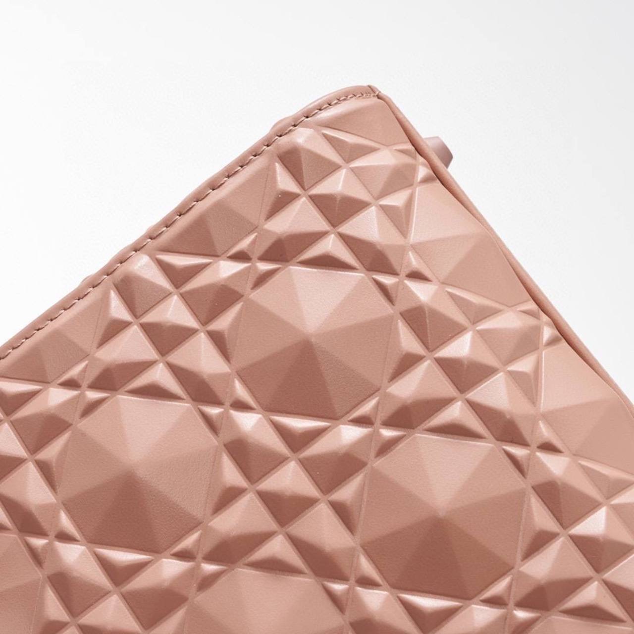 45C4BCB9-FE92-46B0-B738-16CED4DF1AE2